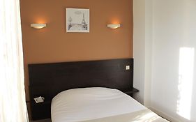 De Paris Dijon 2*